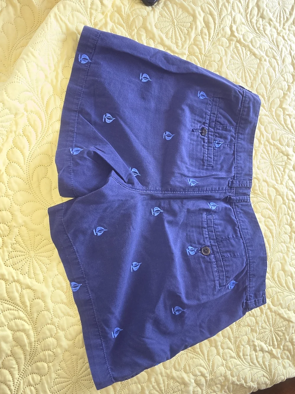 Old Navy Navy Blue Embroidered Sailboat Cargo Shorts
